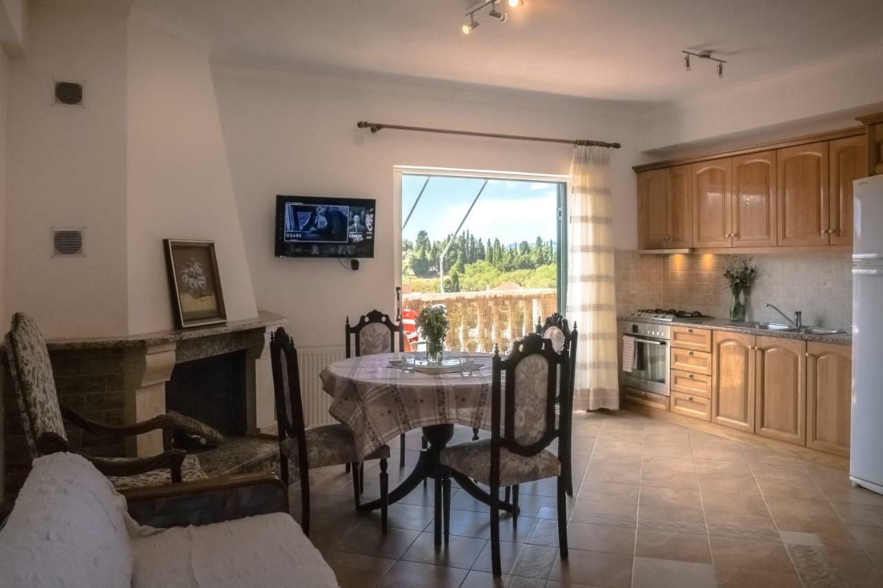 Modern Flat With Beautiful Views In South Of Corfu Lefkimmi (Corfu) Exterior foto